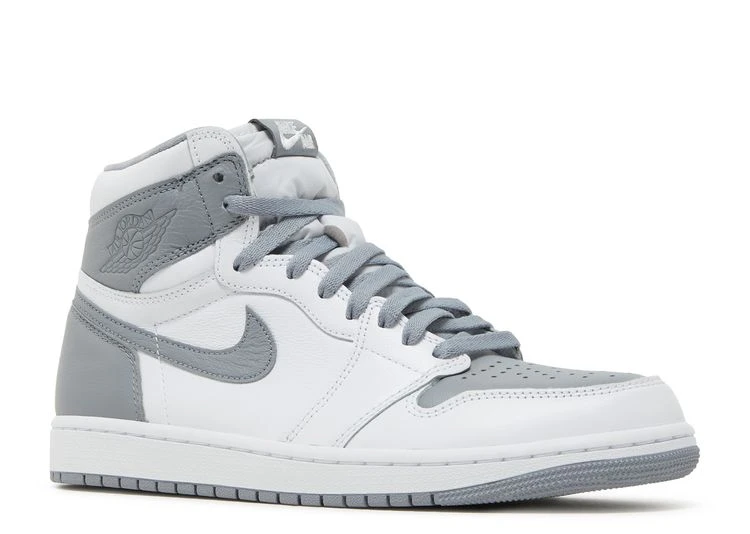 Air Jordan 1 Retro High OG 'Stealth' 4 Air Jordan 1 Retro High OG 'Stealth' - Image 2